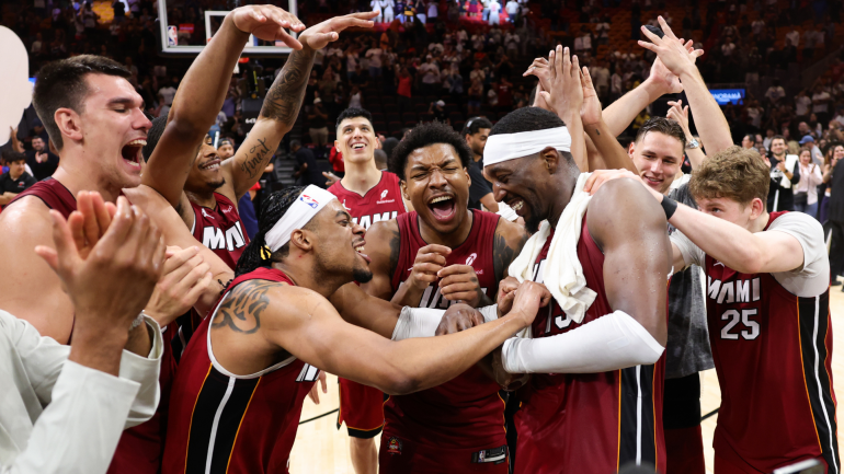 世界杯直播软件更新-别挑刺了！阿德巴约的83分就是神迹 名记回应5大吐槽